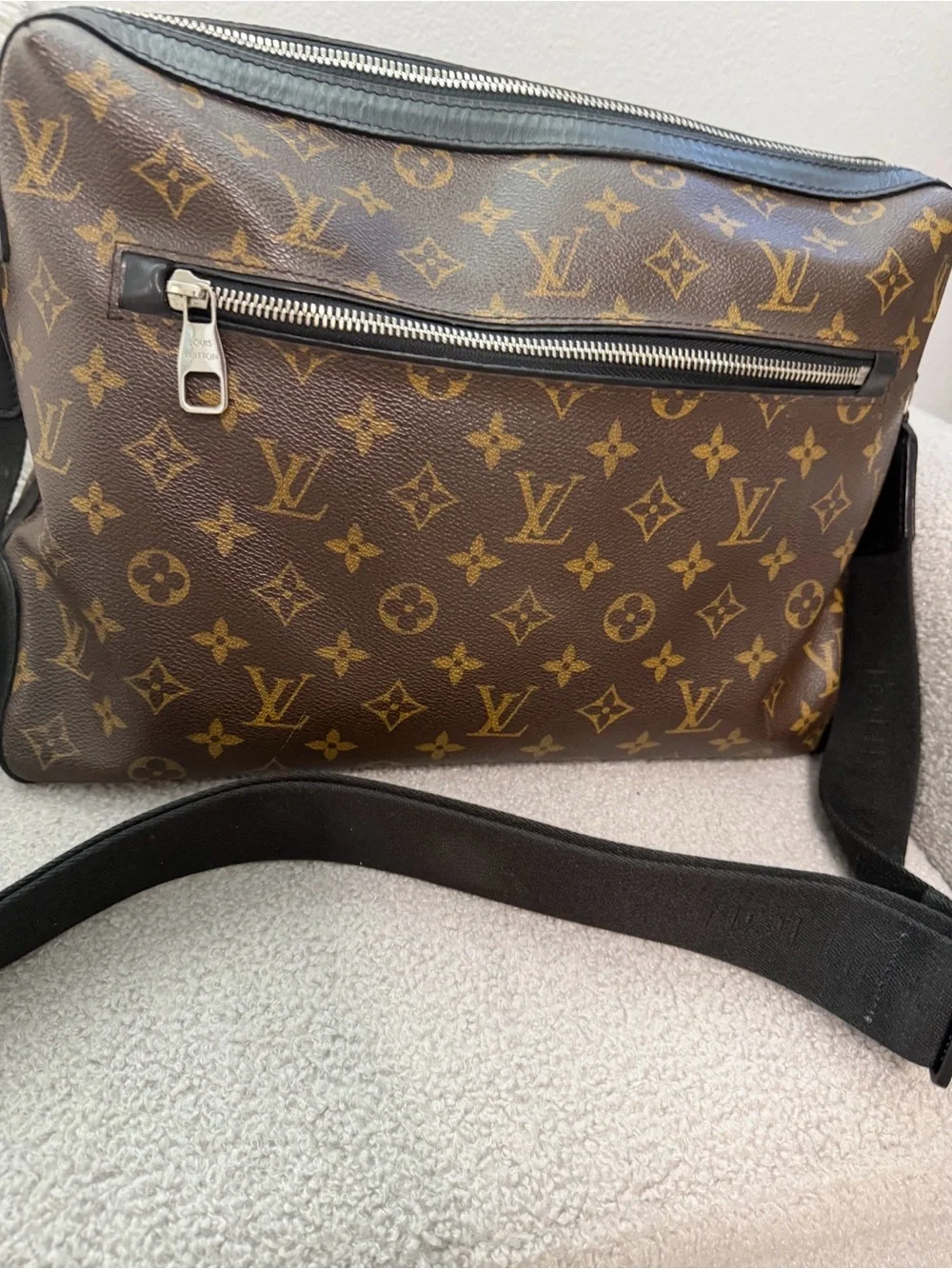 Louis Vuitton Monogram Macassar Torres Messenger Bag UNISEX